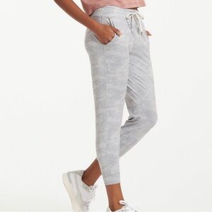 Vuori Performance Jogger Pale Heather Camo Large Grey